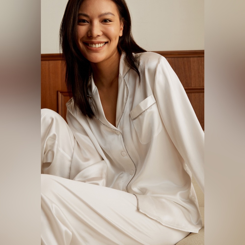 Lilysilk Rhinestone Trimmed Silk Pajamas NWT